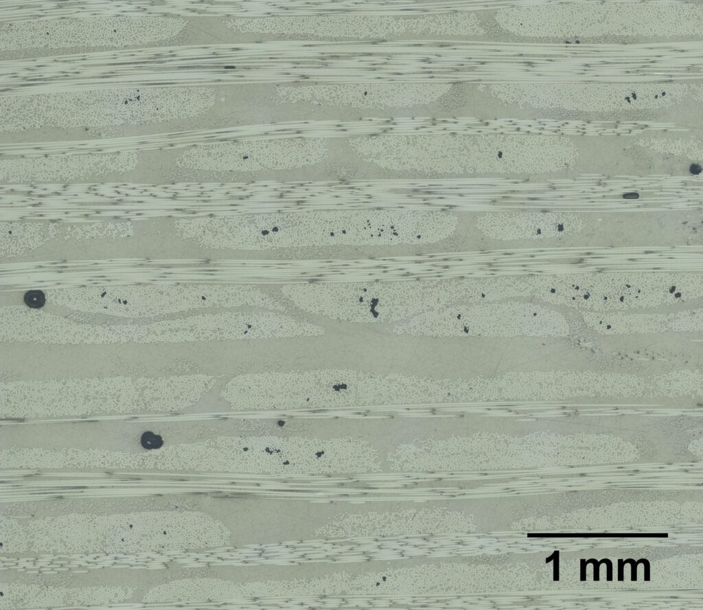 Micrographie d'un stratifié 0/90 verre époxy