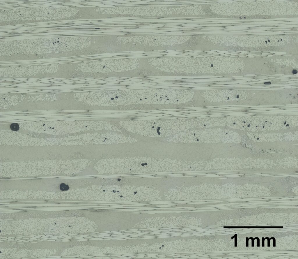 Micrographie d'un stratifié 0/90 verre époxy